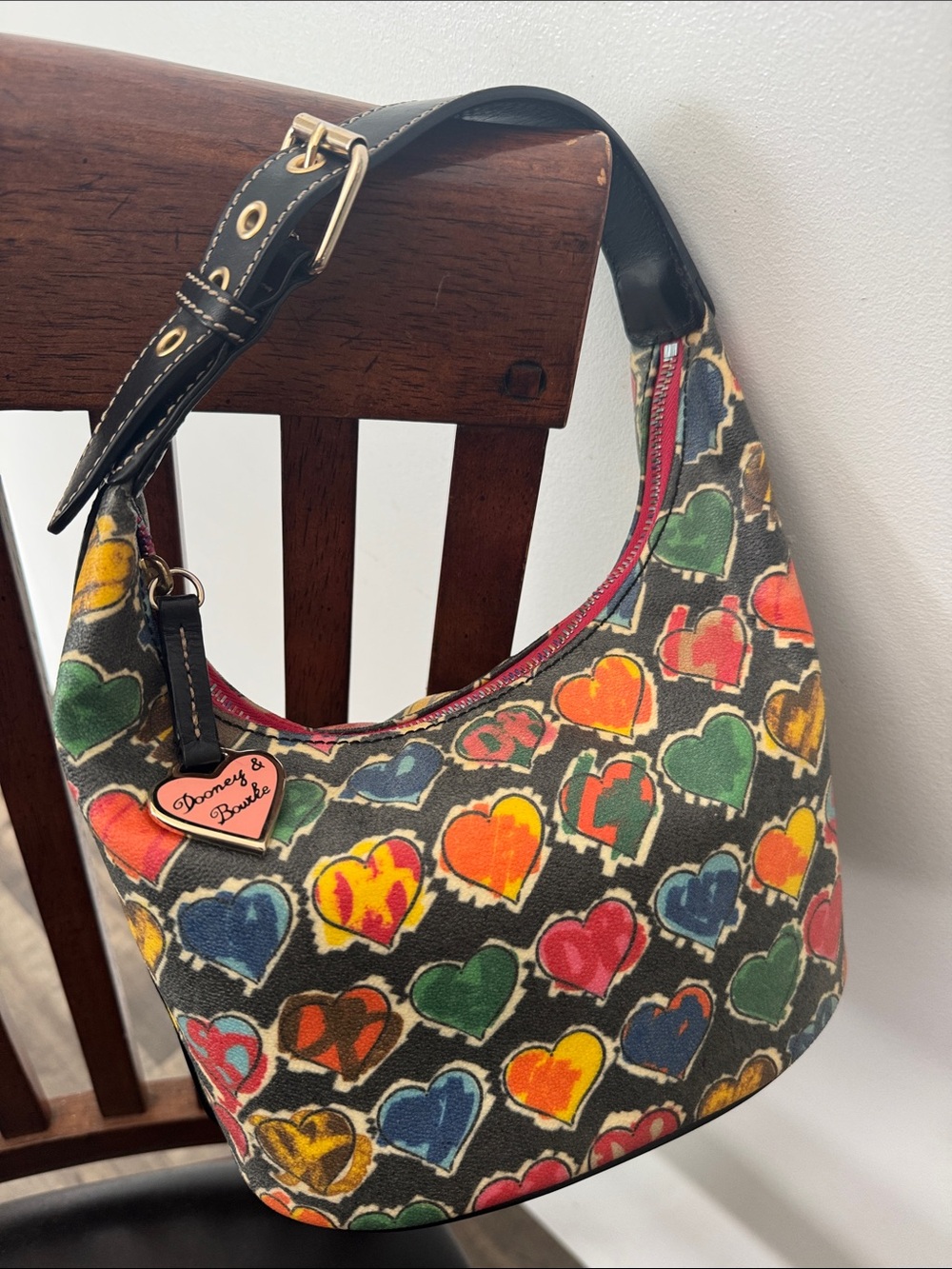 Dooney & Bourke Y2K Crayon Heart Bucket Shoulder Bag Scribble Rainbow Zipper EUC